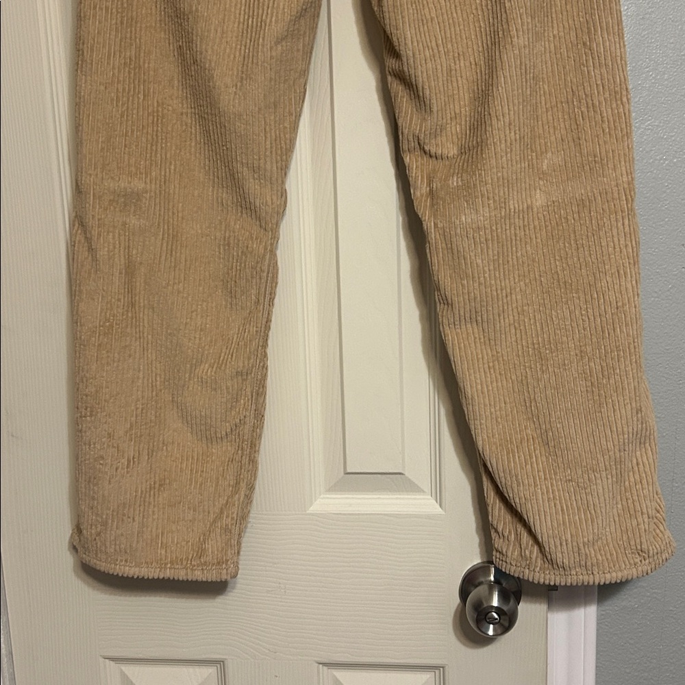 $🔟💰Moving🚚Sale Levi’s tan corduroy ribcage straight ankle sz 27 - Picture 6 of 7